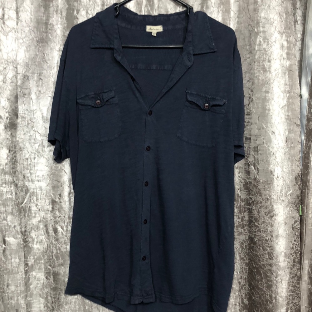 Mododoc XL Men’s Button Down Shirt